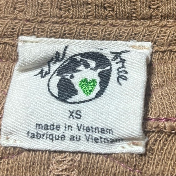 Free People We The Free Colby Tee Shirt Long Sleeves Thumbholes Women XS Boho - Picture 5 of 9